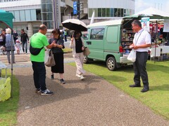 かつぬま朝市