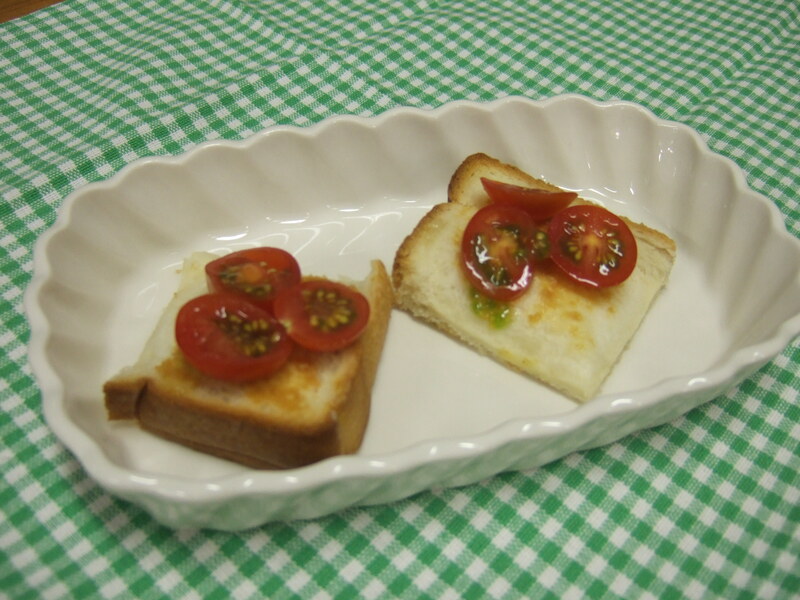 【２４】トマトの味噌トースト