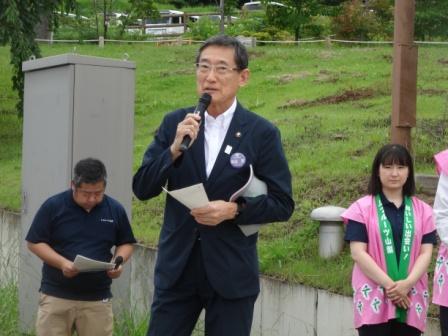 甲州市完熟モモフェア