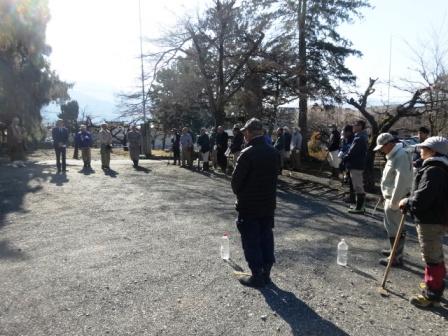 塩の山赤松を守る会 植樹作業