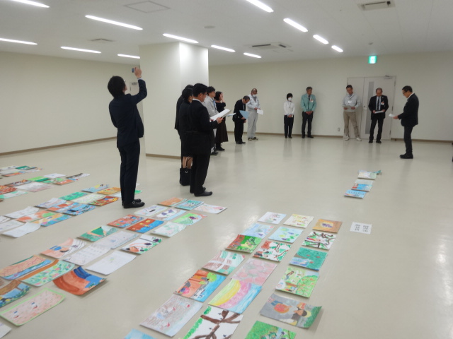 峡東地域の農業・農村絵画コンクール審査会