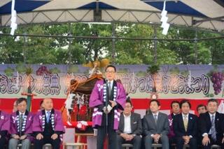 第６３回甲州市かつぬまぶどうまつり【勝沼中央公園広場】