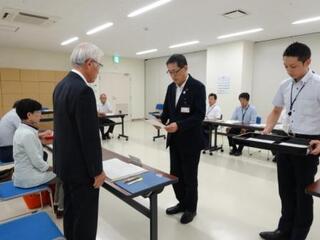 指定管理者候補選定委員会 委嘱式【市役所本庁舎 地下第２会議室】