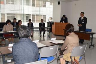 甲州市母子相談員委嘱式【市役所本庁舎 第１会議室】