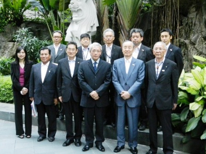 シンガポールでの活動04