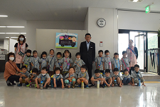 赤尾保育園園児来庁 赤尾保育園園児来庁